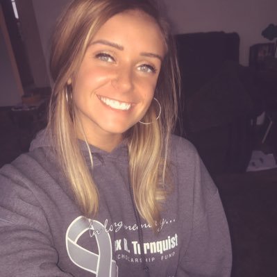 Profile Picture of •Vicky Campbell• (@VickyCampbell10) on Twitter