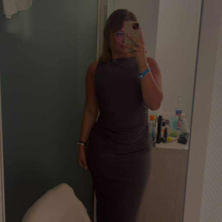Profile Picture of Amber (@amber.schroder) on Tiktok