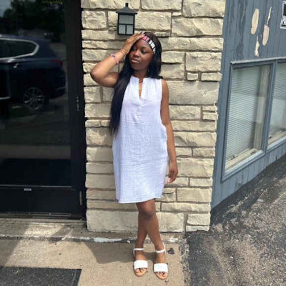 Profile Picture of Natasha Ibecheozor (@nibecheozor) on Poshmark