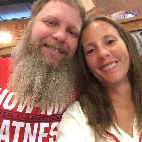 Profile Picture of Mandi Flatness (@flatness01) on Poshmark