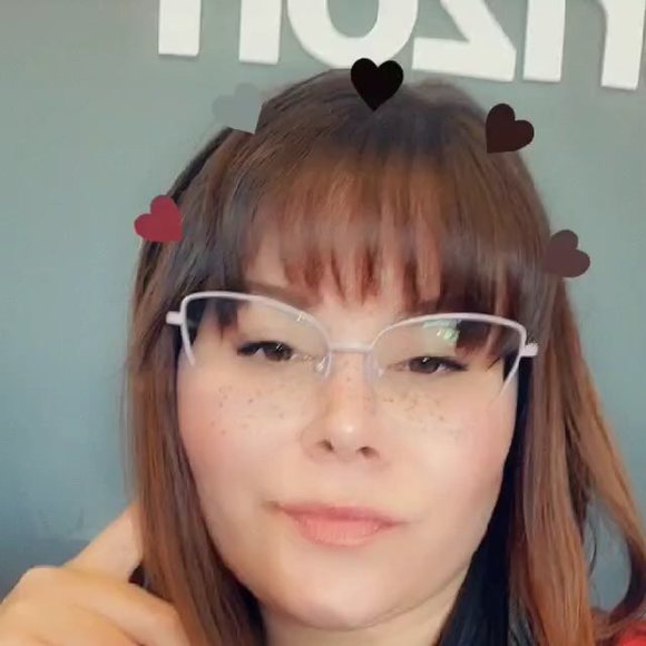 Profile Picture of Joslin Jones (@josjon91) on Poshmark