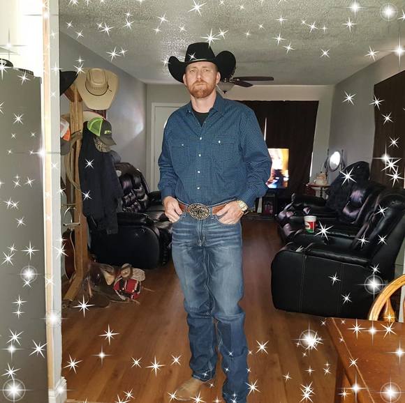 Profile Picture of Richard Jones (@richardjones137) on Poshmark