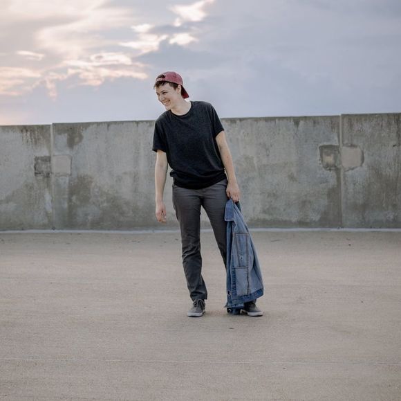 Profile Picture of Mel Cuccinelli (@_mel_c) on Poshmark