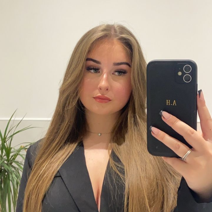 Profile Picture of Aimee (@aimee_helps) on Tiktok