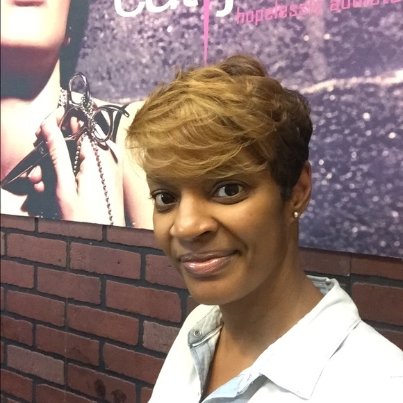 Profile Picture of Tamela Sterling (@stercrazy) on Poshmark