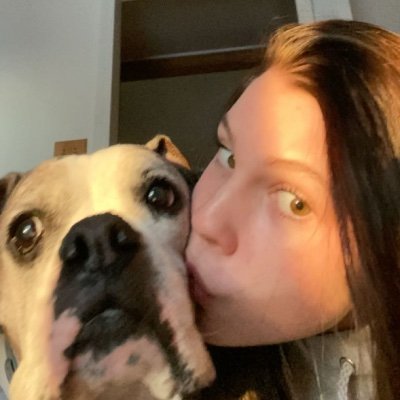 Profile Picture of Taylor Clem (@taylor_rose44) on Twitter