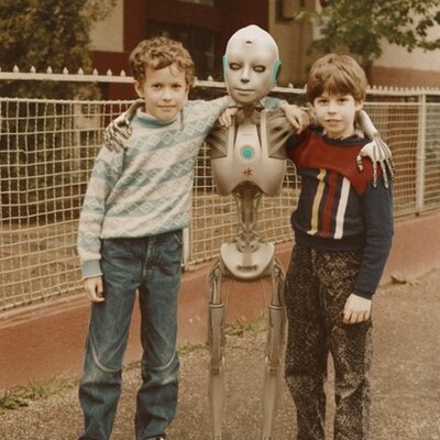 Profile Picture of Joseph Schuman (@johnnyfarout) on Twitter