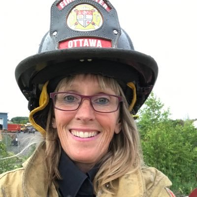 Profile Picture of Laurie Matthews (@93firefighter) on Twitter