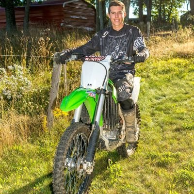 Profile Picture of Jason Larocque (@larocque_jason) on Twitter