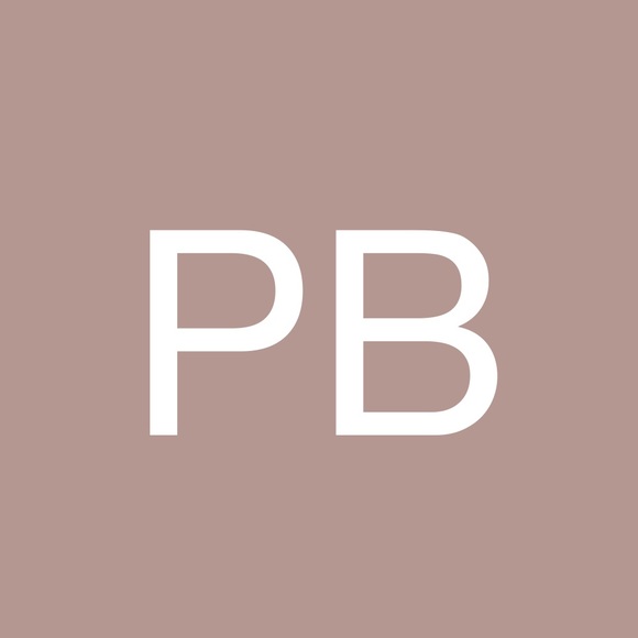 Profile Picture of Paula Browne (@paula5284) on Poshmark