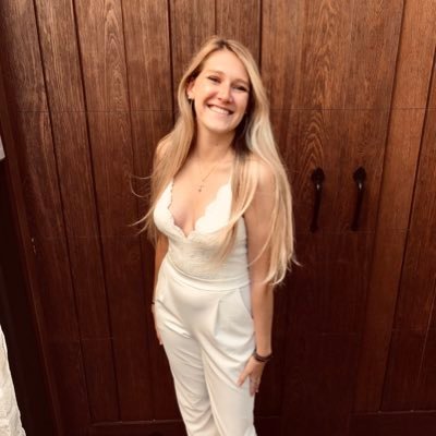 Profile Picture of Lauren Elise☀️ (@Lauren_robson7) on Twitter