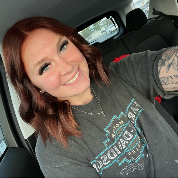 Profile Picture of Jenna Wade (@jennawade347) on Poshmark