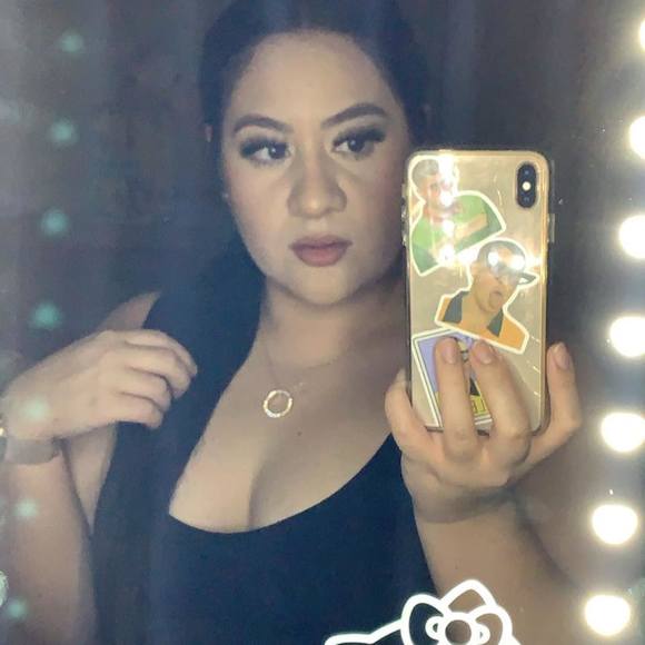 Profile Picture of Anayanci Quintana (@ivanvequi2612) on Poshmark