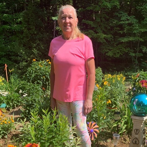 Profile Picture of Peggy Singleton (@pegngreg) on Poshmark
