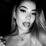 Profile Picture of Rose Myron (@look.mom.iplur) on Instagram