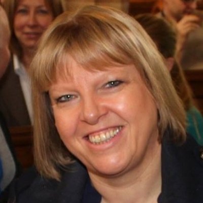 Profile Picture of Sharon Hudson (Martin) (@Headmozart) on Twitter