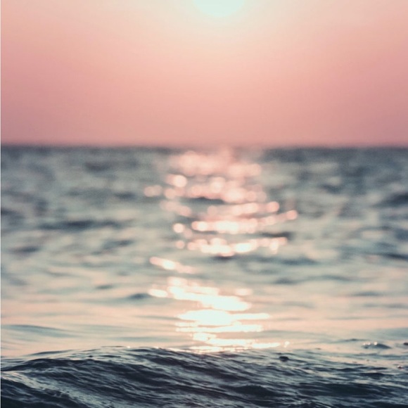 Profile Picture of Olivia Billows (@obillows100) on Poshmark