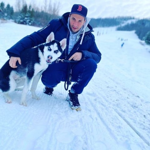 Profile Picture of Joshua Barallobre (@joshuacostabtdi) on Poshmark