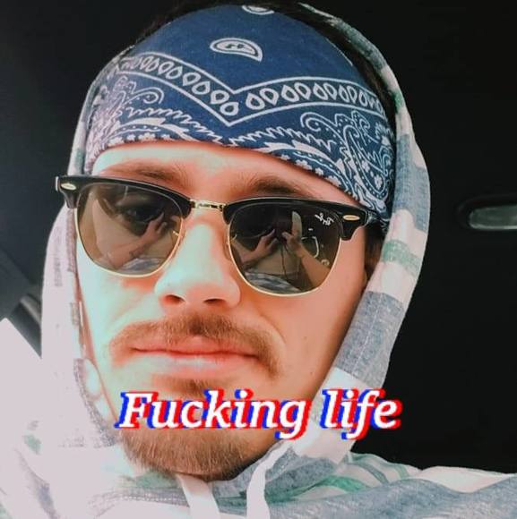 Profile Picture of Zach Thorne (@fuckzachthorne) on Poshmark