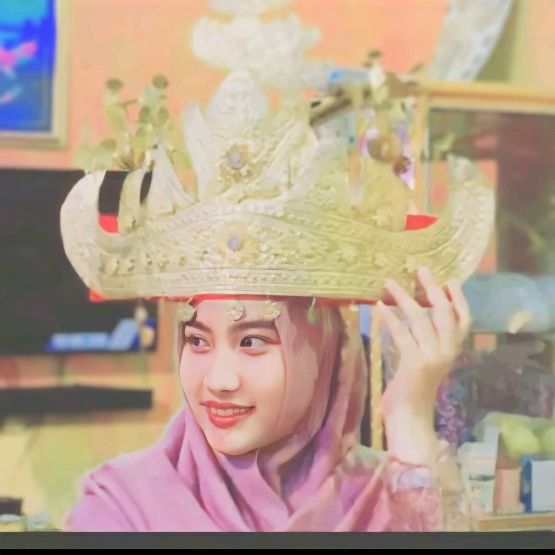 Profile Picture of Beverlyvels_ (@beverlyvels_) on Tiktok