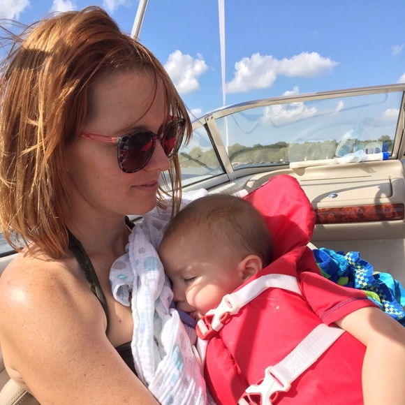 Profile Picture of Ali Wallwork (@4boymama) on Poshmark