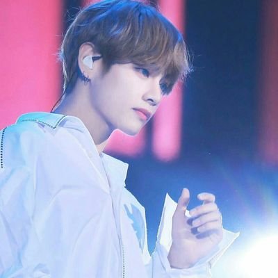 Profile Picture of Thanh Hồng (@thanhhong994) on Twitter