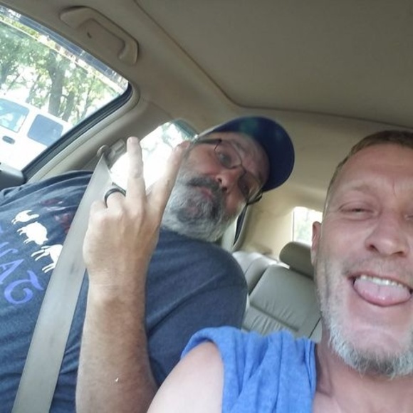 Profile Picture of Mark Knight (@markknight430) on Poshmark