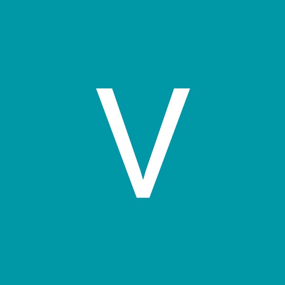 Profile Picture of Veronica Manning (@veronicamanning) on Poshmark