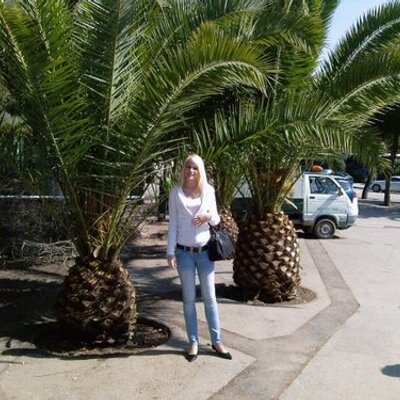 Profile Picture of Timko Zita & Thomas (@ZitaTimko) on Twitter