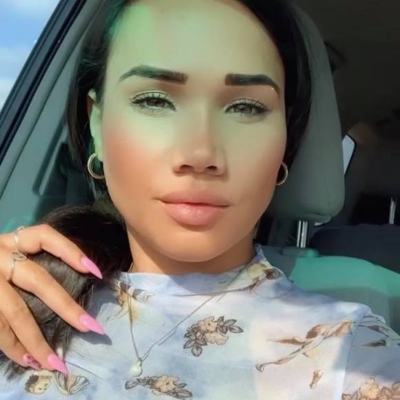 Profile Picture of Ruby Johnston (@ruby082488) on Poshmark