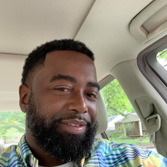 Profile Picture of Terrell Mcclary (@mcclary0021) on Poshmark