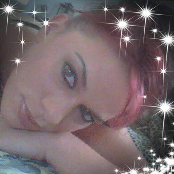 Profile Picture of Randi Olson (@dandigirl6983) on Poshmark