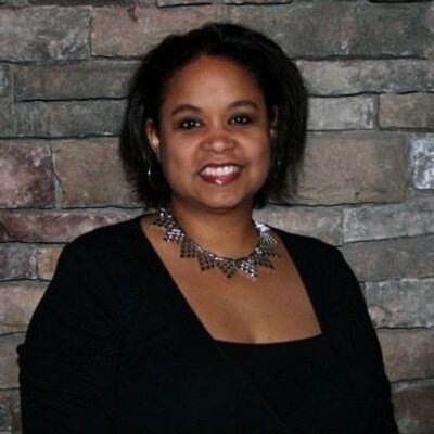 Profile Picture of Robin Caddell (@LBDogBoutique) on Twitter