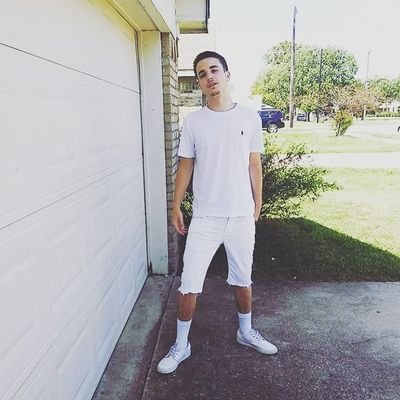 Profile Picture of Blake Monk (@thawave21) on Twitter