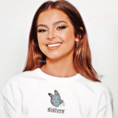 Profile Picture of Addison. 🦋 (@lctsofluv) on Twitter