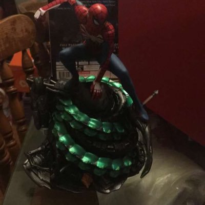 Profile Picture of The Superior Andrew (@AndrewAlonzo13) on Twitter