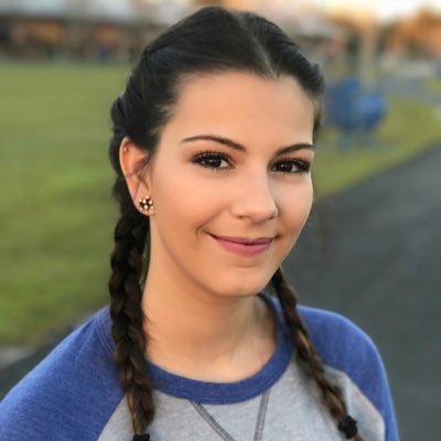 Profile Picture of Nikki Potts (@pikkinotts) on Twitter