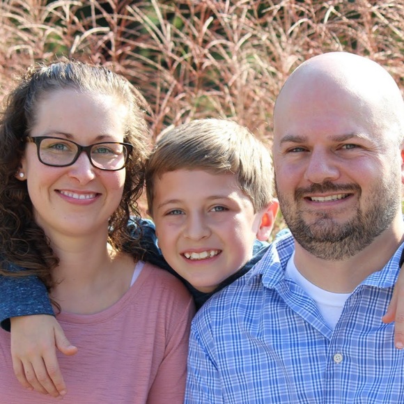 Tia Cernava - Poshmark Profile Picture of Tia Cernava (@tcernava) on Poshmark