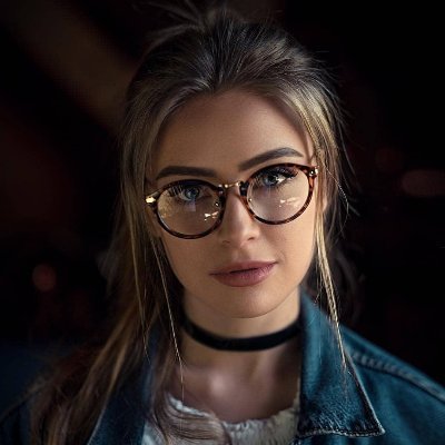 Profile Picture of Jenny Logan (@JeremyL42697319) on Twitter