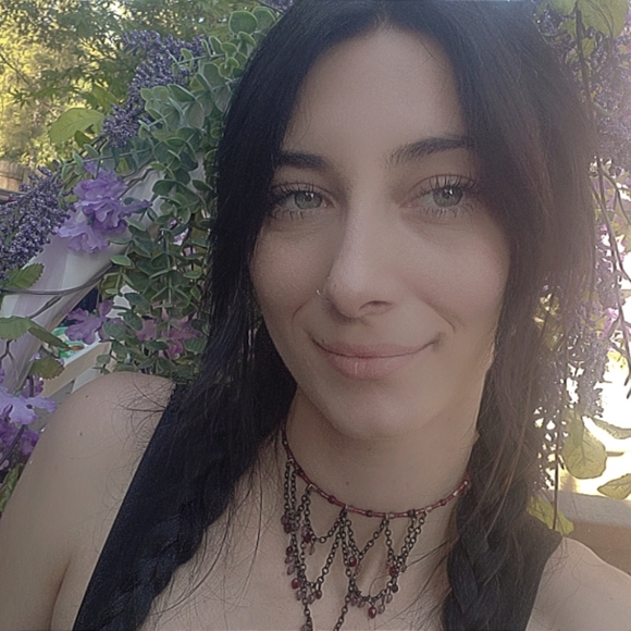 Profile Picture of Katelyn Fothergill (@katelyn0067) on Poshmark