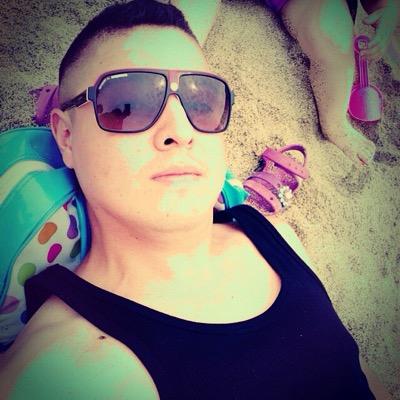 Profile Picture of Alexander Quintero (@HbrAlexander) on Twitter