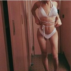 Profile Picture of Olivia Amara Smith (@OLIVIAAMARAS) on Twitter