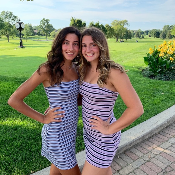 Profile Picture of Hallie Faycurry (@hfaycurry_2) on Poshmark