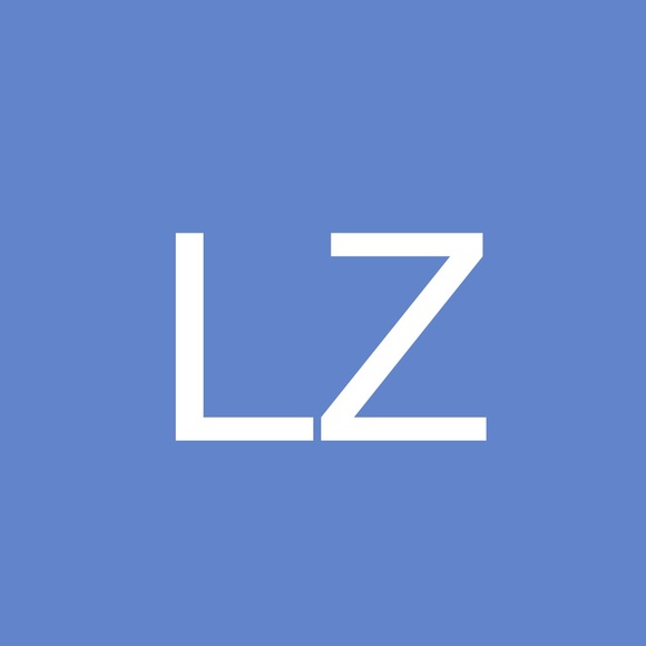 Profile Picture of Leah Zelcer (@21lz) on Poshmark