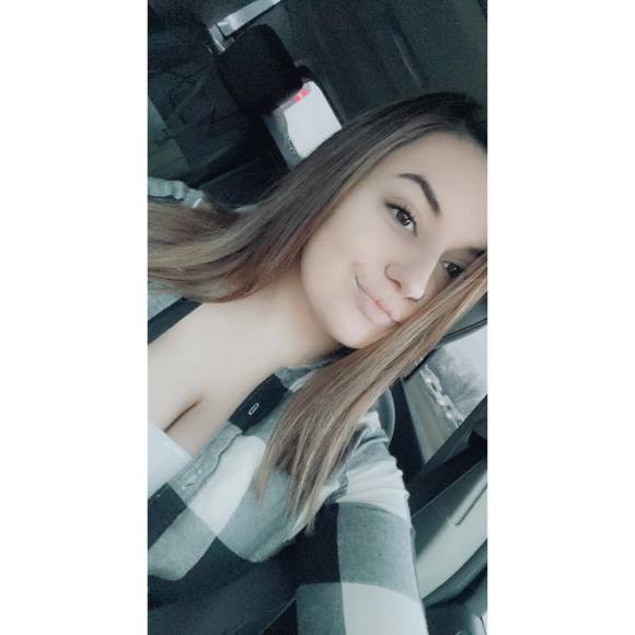 Profile Picture of Alyssa Joseph (@alyssajoseph) on Poshmark