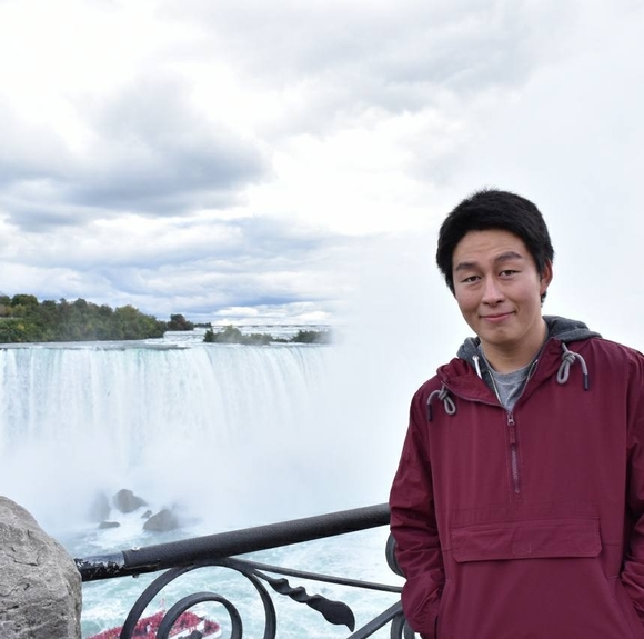 Profile Picture of Ren Makino (@renmakino) on Poshmark