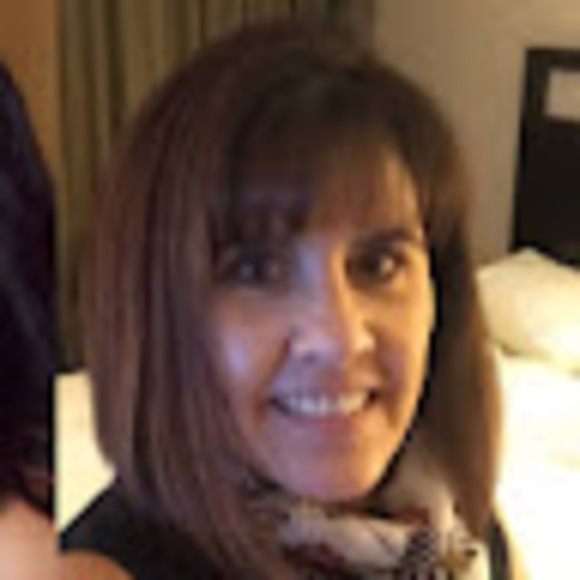 Profile Picture of Alma Gamboa-applebee (@almabee64) on Poshmark