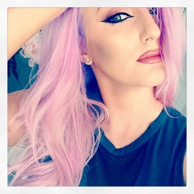 Profile Photo of ♛Laura♛ (@laura34grace) on Twitter