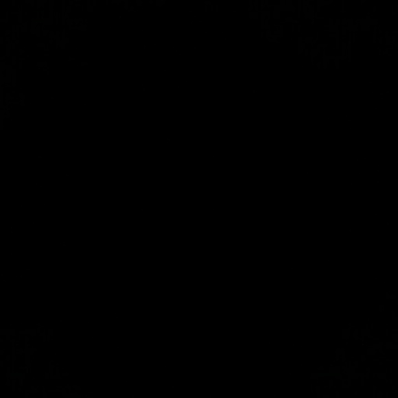 Profile Picture of Anya Sealy (@anyasealy) on Poshmark