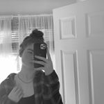 Profile Picture of Julia (@juliaconroy__) on Instagram